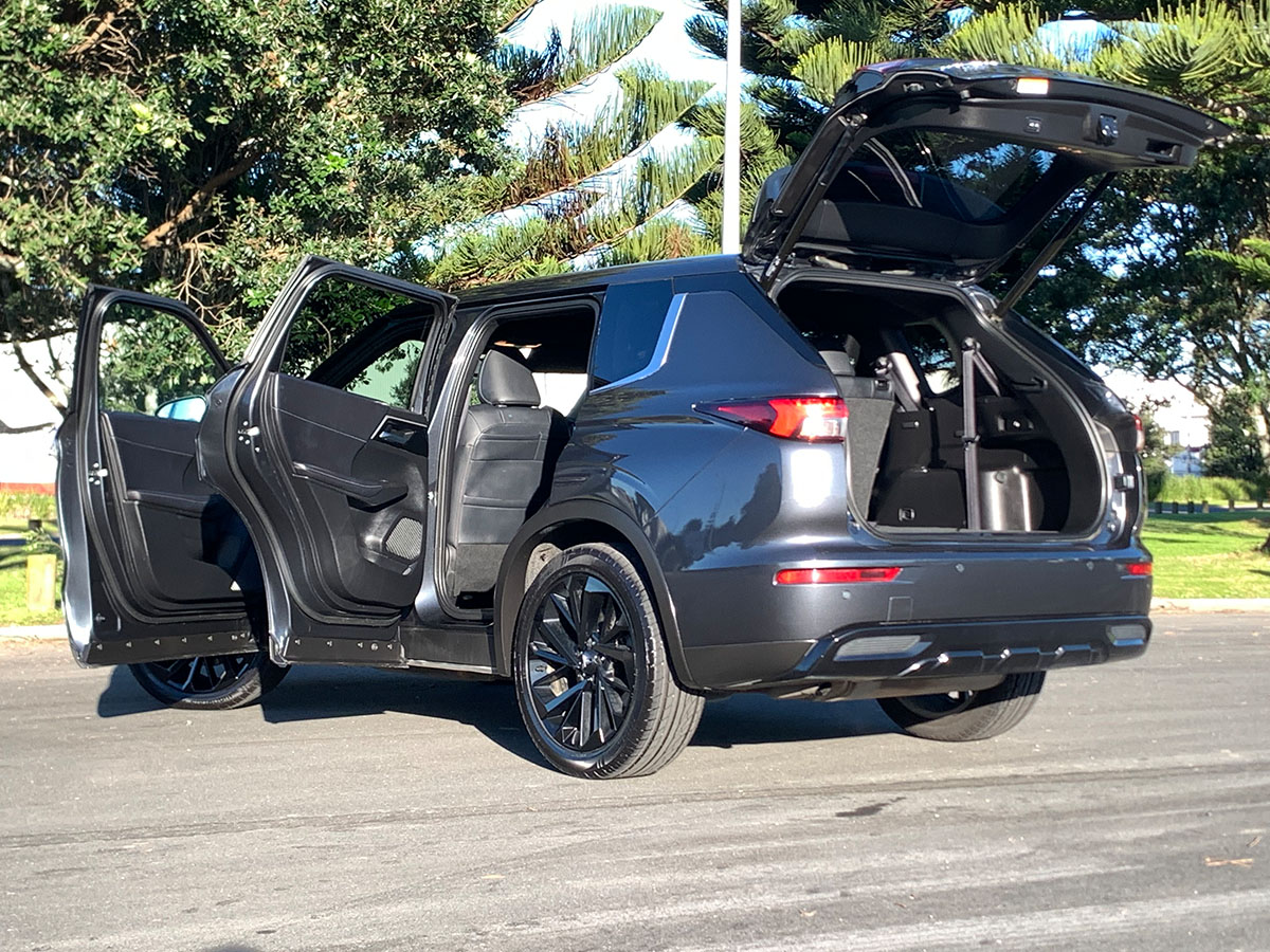 2024 Mitsubishi Outlander Sport 2WD 7 Seater 2.5L Petrol