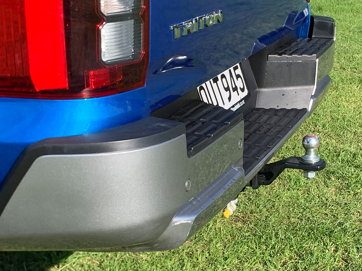 2024 Mitsubishi Triton GLXR 4WD 2.4L Bi-Turbo Diesel 6 Speed Auto