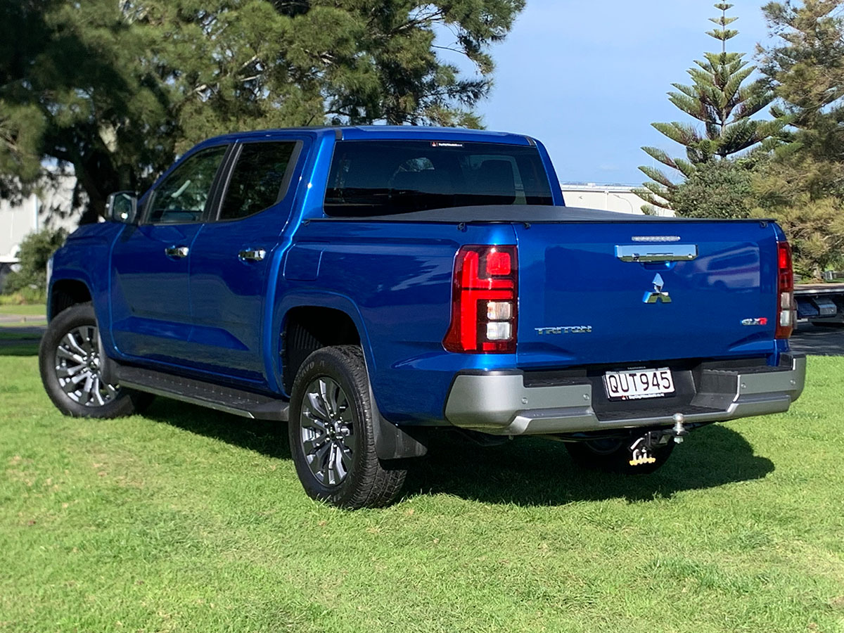 2024 Mitsubishi Triton GLXR 4WD 2.4L Bi-Turbo Diesel 6 Speed Auto