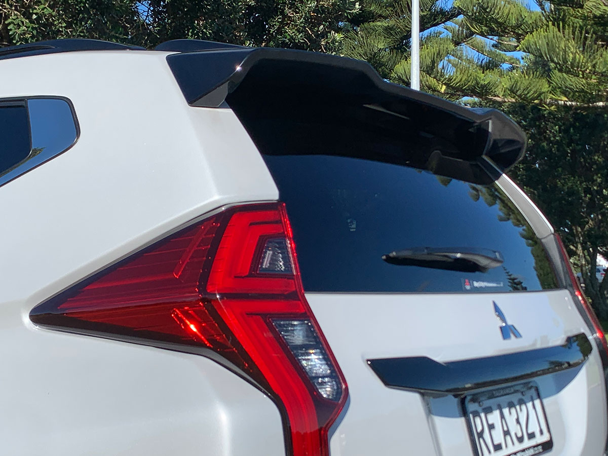 2025 Mitsubishi Pajero Sport VRX Black Edition