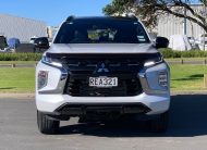 2025 Mitsubishi Pajero Sport VRX Black Edition