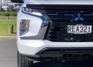 2025 Mitsubishi Pajero Sport VRX Black Edition