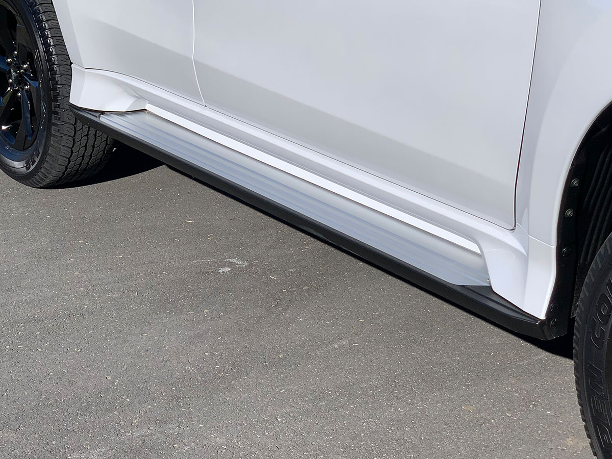 2025 Mitsubishi Pajero Sport VRX Black Edition