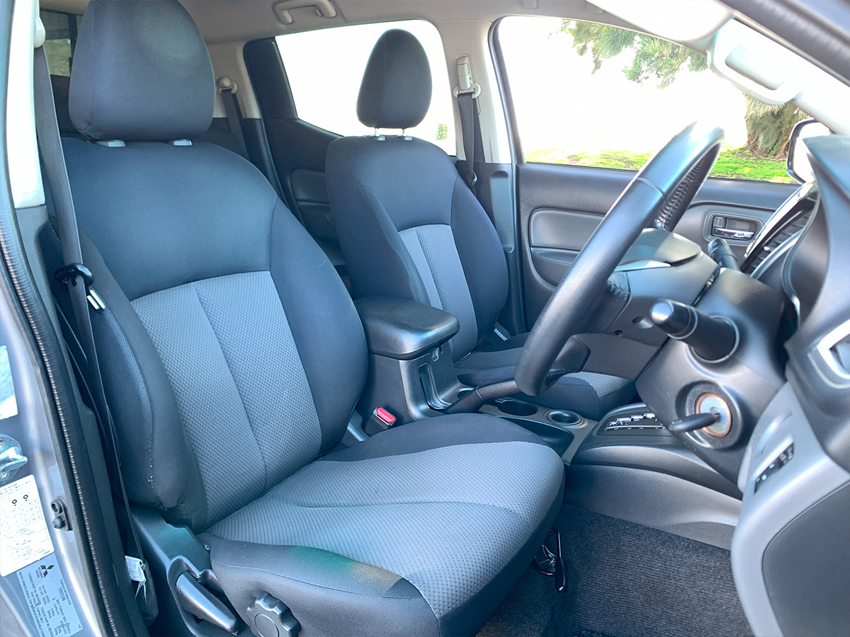 2015 Mitsubishi Triton GLXR 2.4L Diesel Turbo 2WD Auto