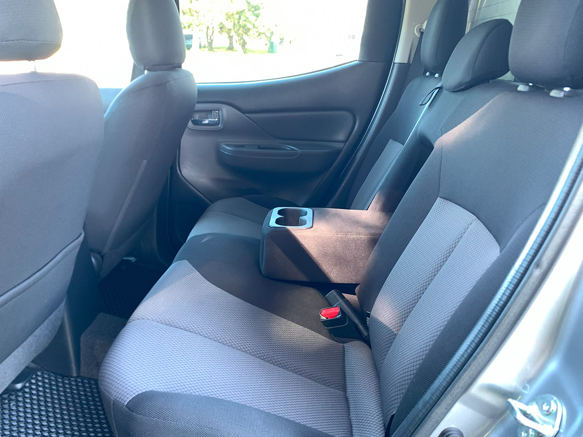 2015 Mitsubishi Triton GLXR 2.4L Diesel Turbo 2WD Auto