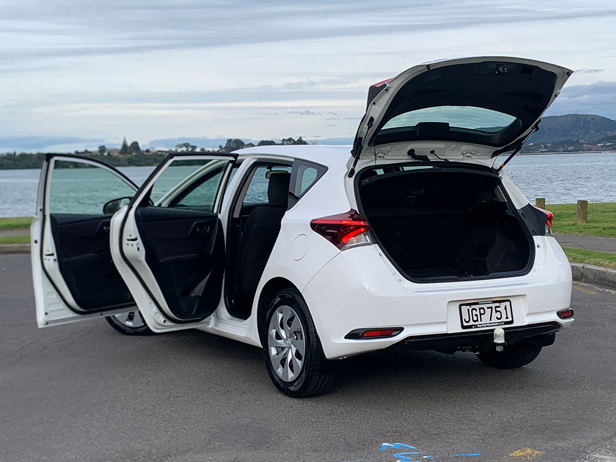 2015 Toyota Corolla GX 1.8L Petrol