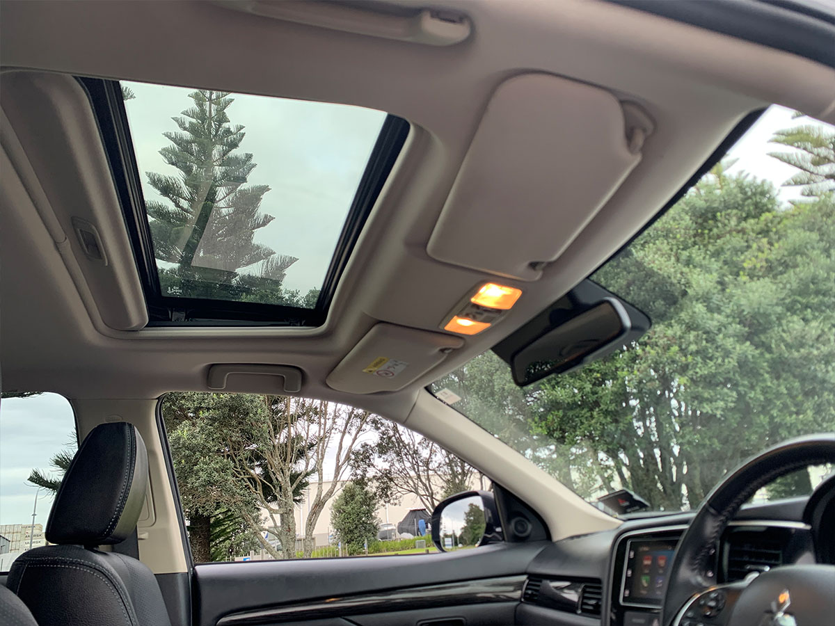 2018 Mitsubishi Outlander VRX 4WD 2.4L Petrol