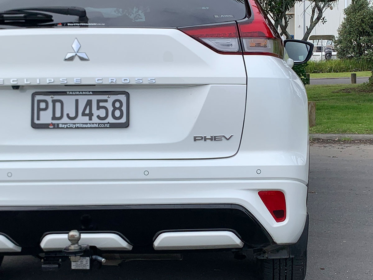 2022 Mitsubishi Eclipse Cross PHEV VRX Hybrid 4WD