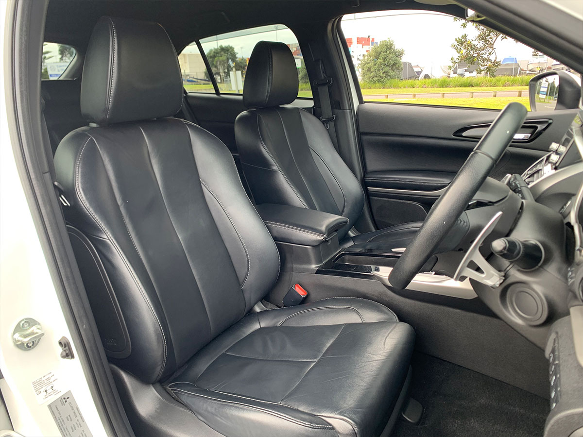 2022 Mitsubishi Eclipse Cross PHEV VRX Hybrid 4WD