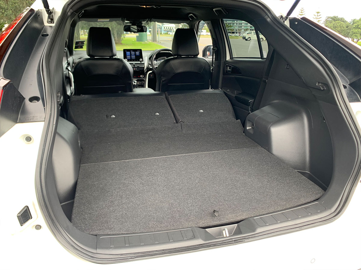 2022 Mitsubishi Eclipse Cross PHEV VRX Hybrid 4WD