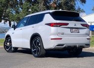 2022 Mitsubishi Outlander PHEV VRX 4WD Hybrid