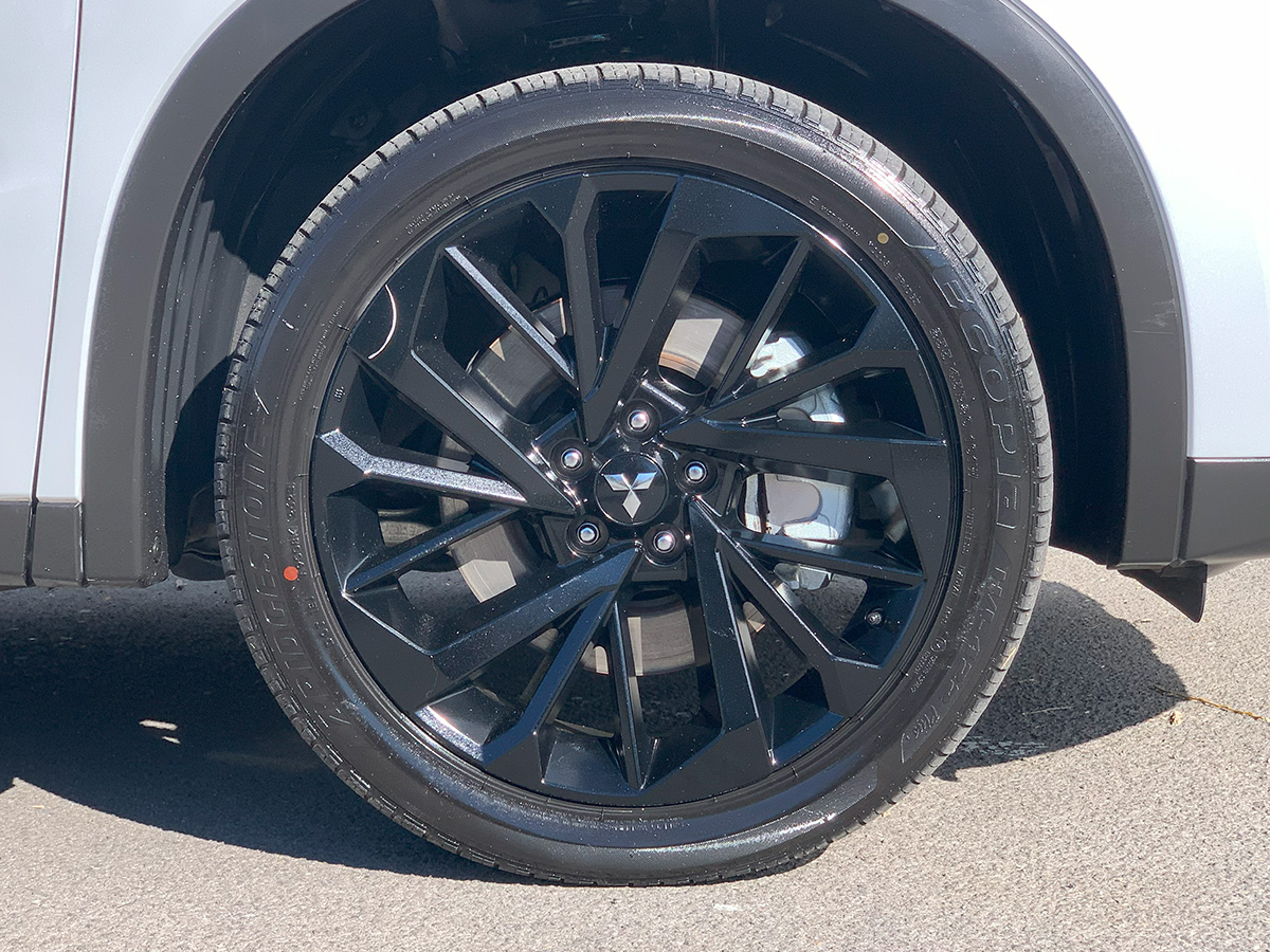 2023 Mitsubishi Outlander PHEV Sport 4WD Hybrid 7 Seater