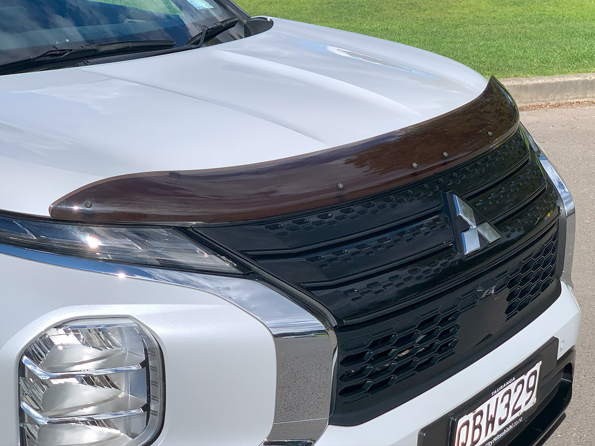 2023 Mitsubishi Outlander PHEV Sport 4WD Hybrid 7 Seater