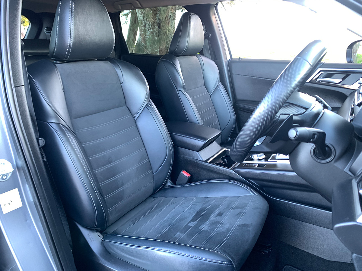 2023 Mitsubishi Outlander XLS 2WD 7 Seater 2.5L Petrol Auto