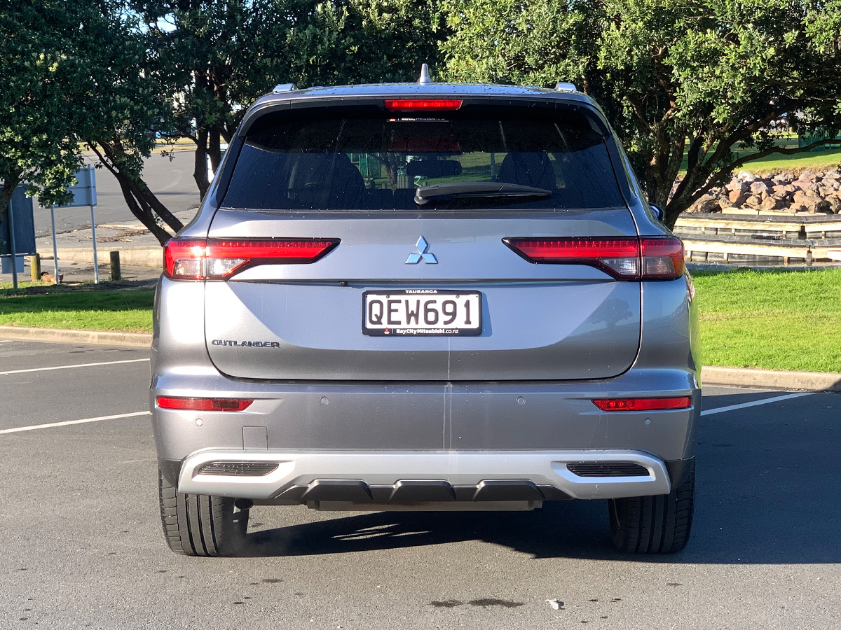 2023 Mitsubishi Outlander XLS 2WD 7 Seater 2.5L Petrol Auto