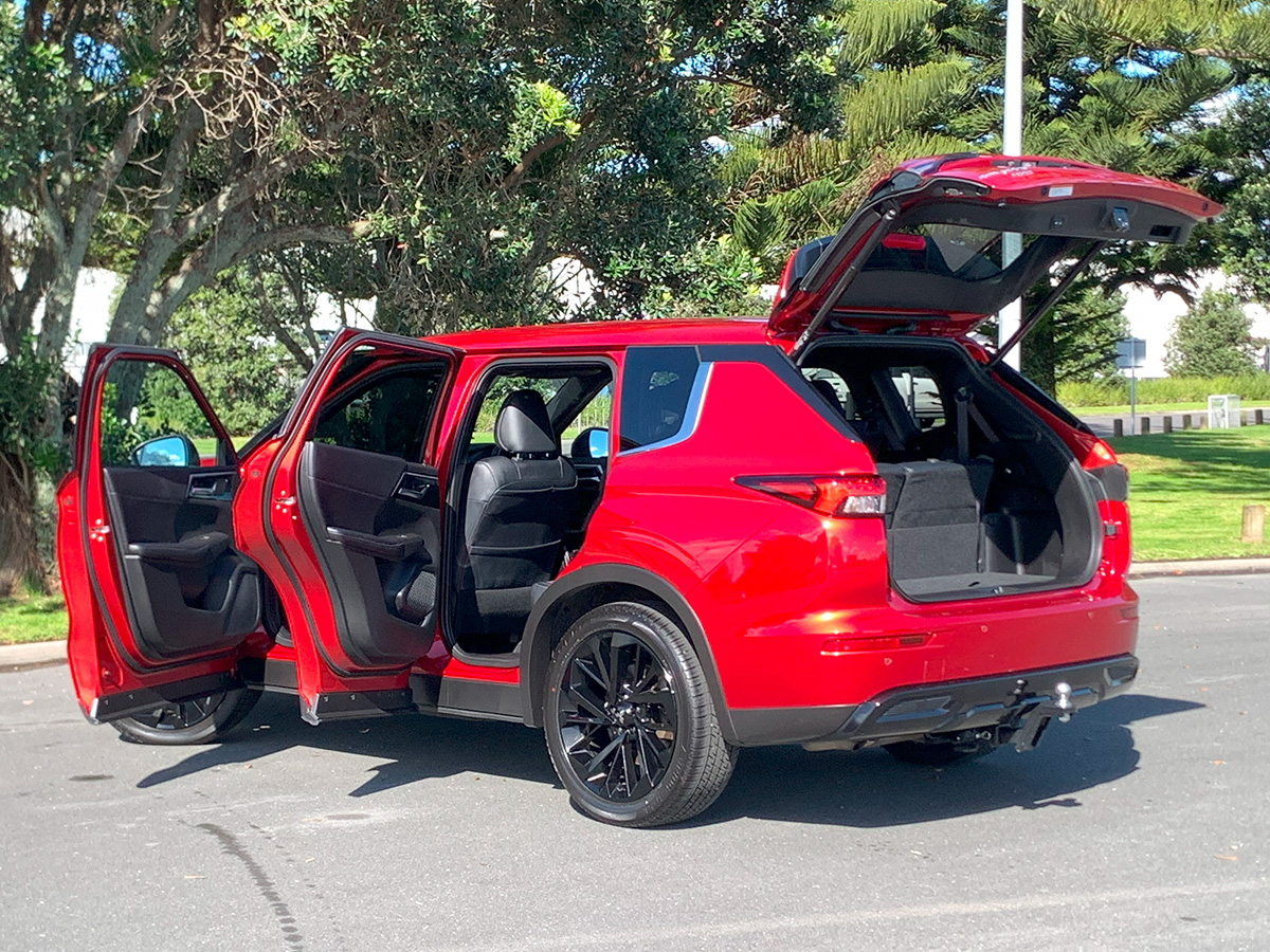 2024 Mitsubishi Outlander Sport 2WD 7 Seater 2.5L Petrol