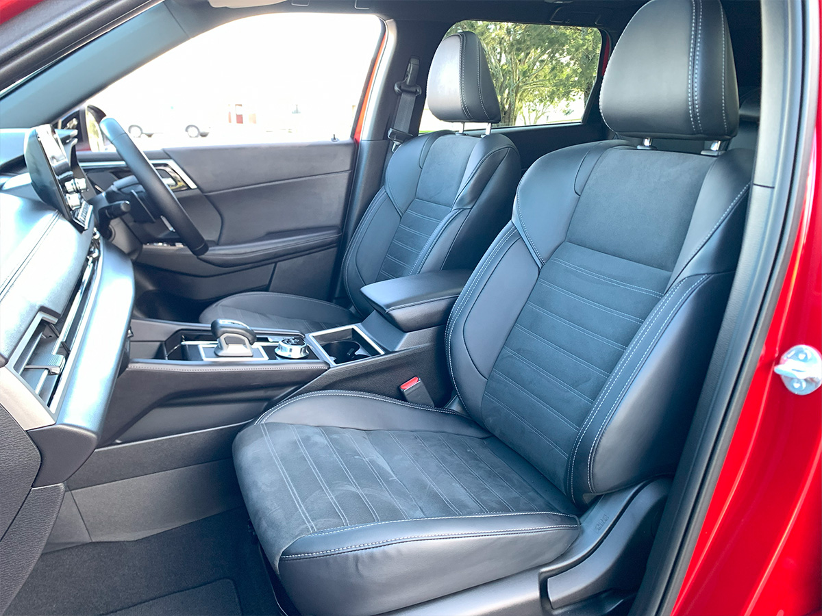 2024 Mitsubishi Outlander Sport 2WD 7 Seater 2.5L Petrol