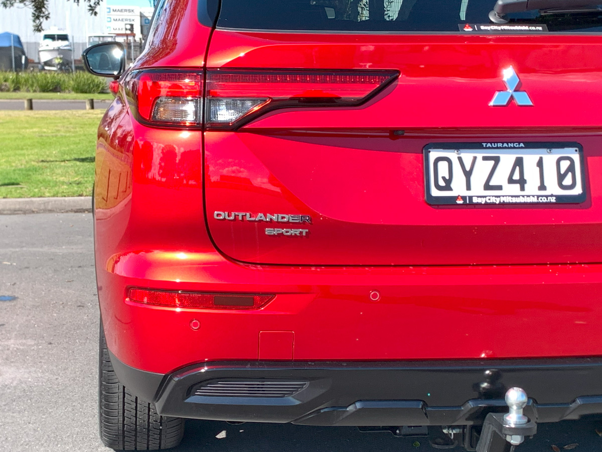 2024 Mitsubishi Outlander Sport 2WD 7 Seater 2.5L Petrol