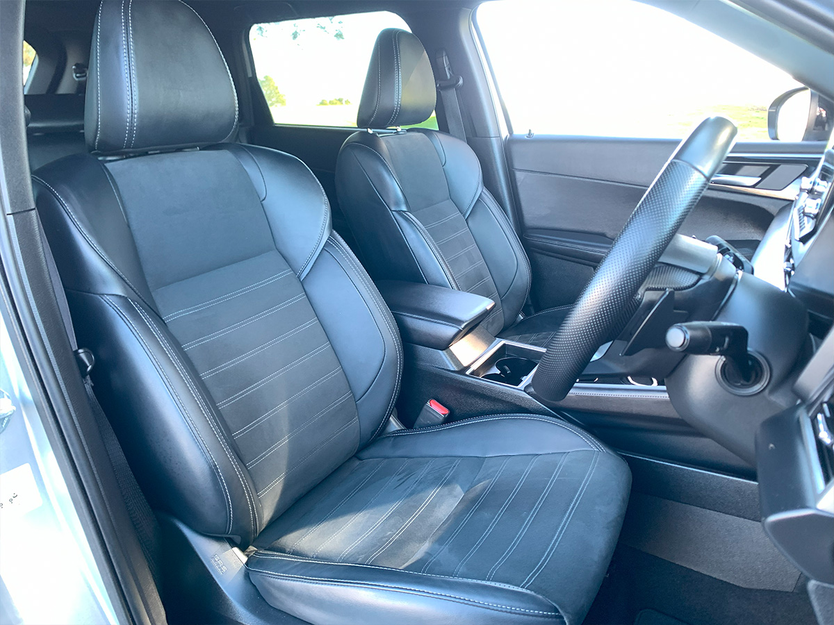 2024 Mitsubishi Outlander Sport 2WD 7 Seater 2.5L Petrol