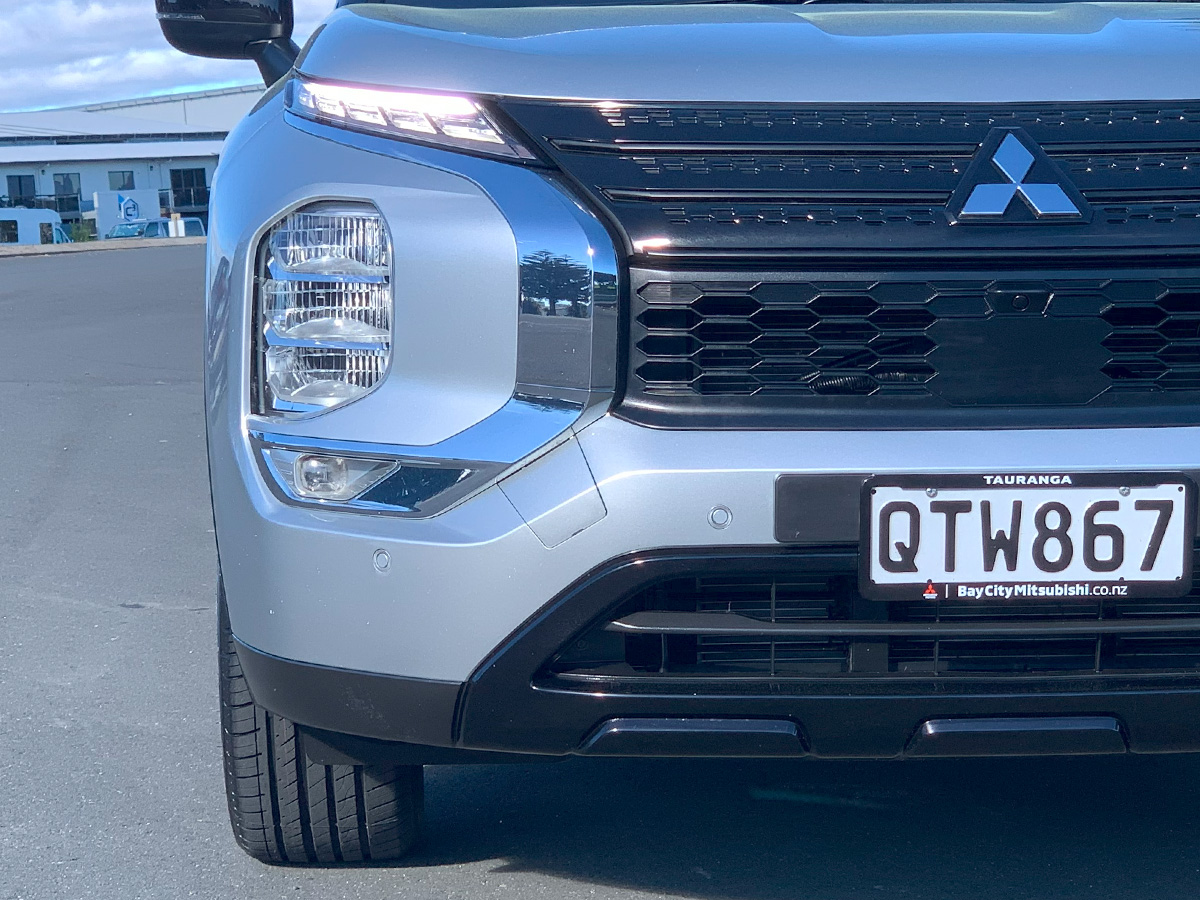 2024 Mitsubishi Outlander Sport 2WD 7 Seater 2.5L Petrol