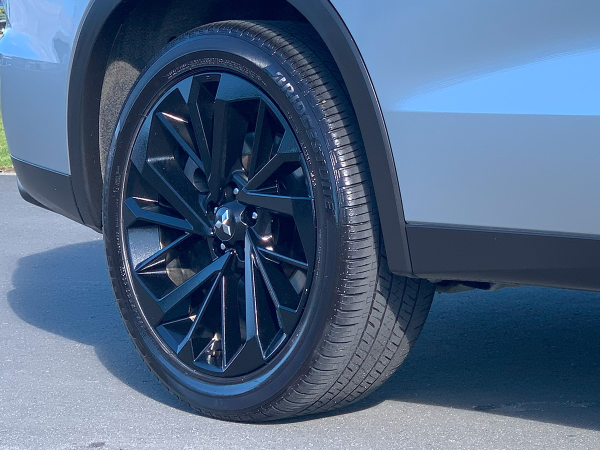 2024 Mitsubishi Outlander Sport 2WD 7 Seater 2.5L Petrol