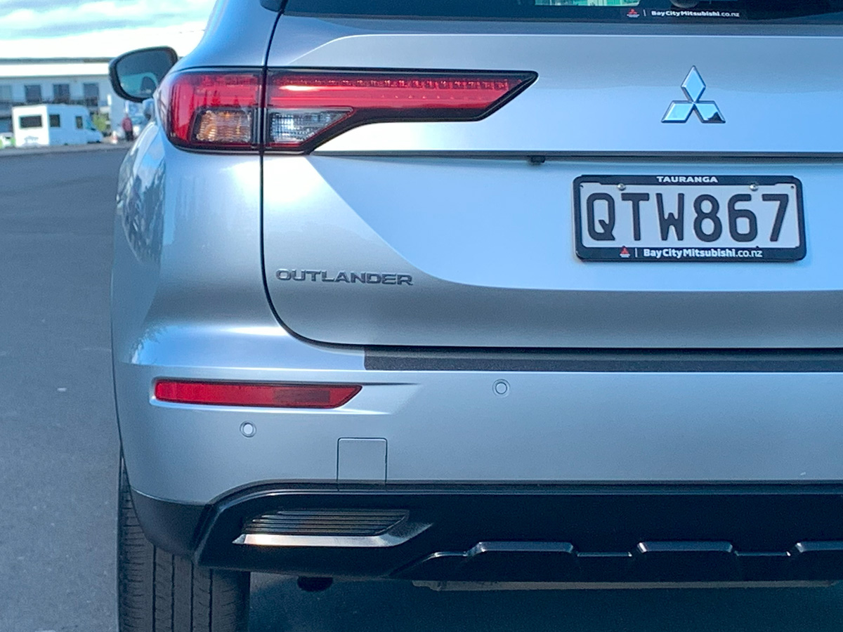 2024 Mitsubishi Outlander Sport 2WD 7 Seater 2.5L Petrol