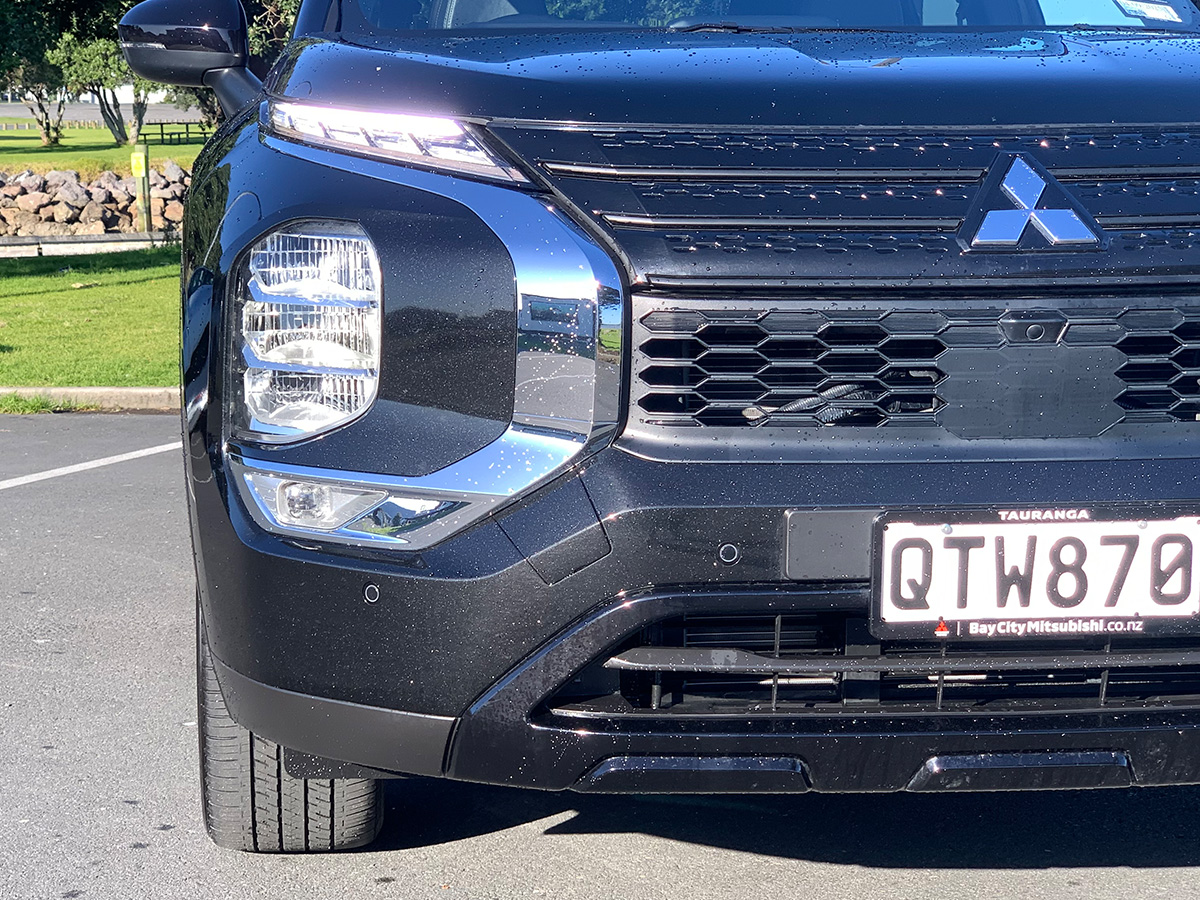 2024 Mitsubishi Outlander Sport 2WD 7 Seater 2.5L Petrol