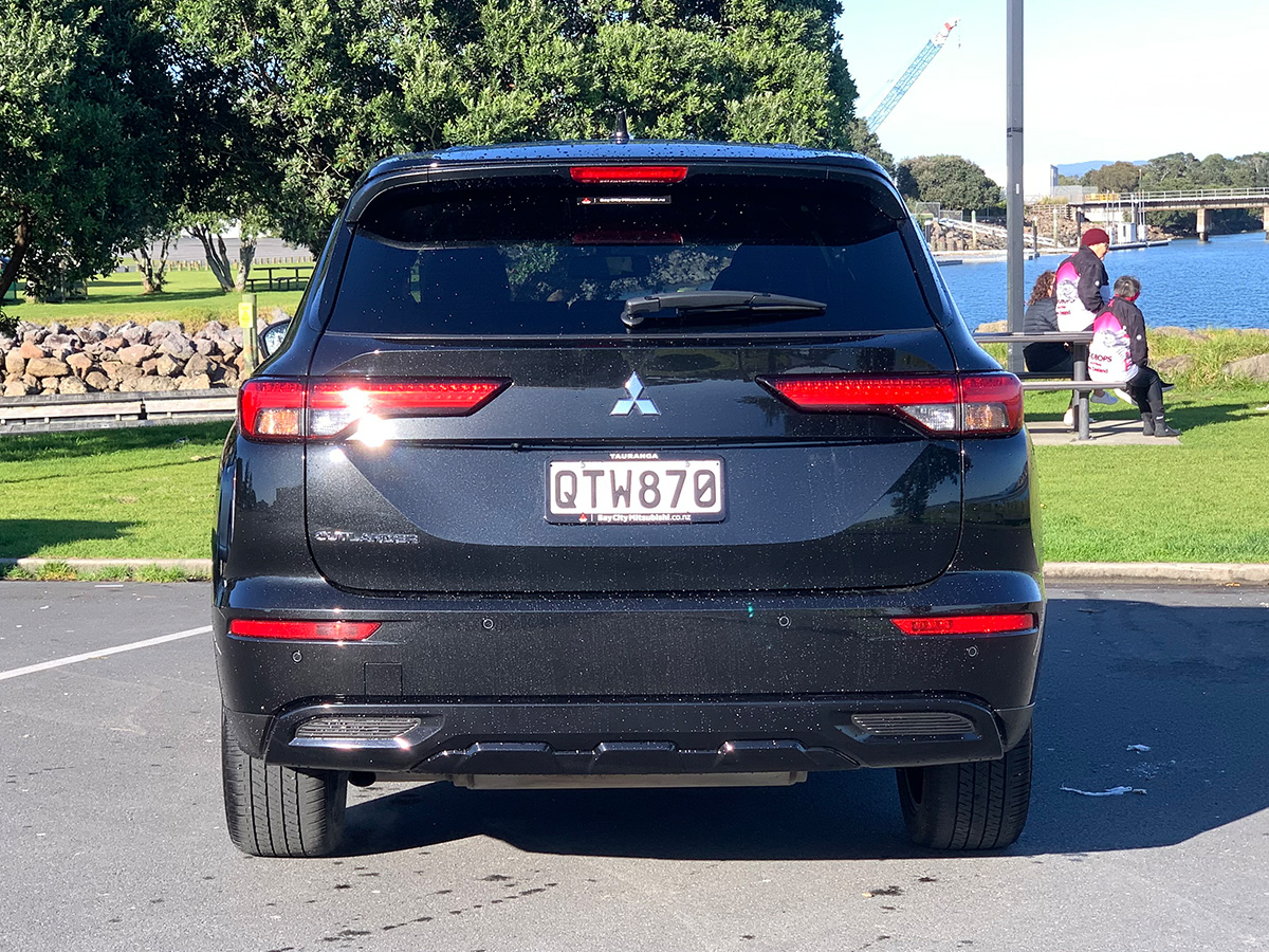 2024 Mitsubishi Outlander Sport 2WD 7 Seater 2.5L Petrol