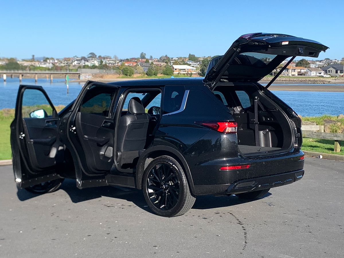 2024 Mitsubishi Outlander Sport 2WD 7 Seater 2.5L Petrol