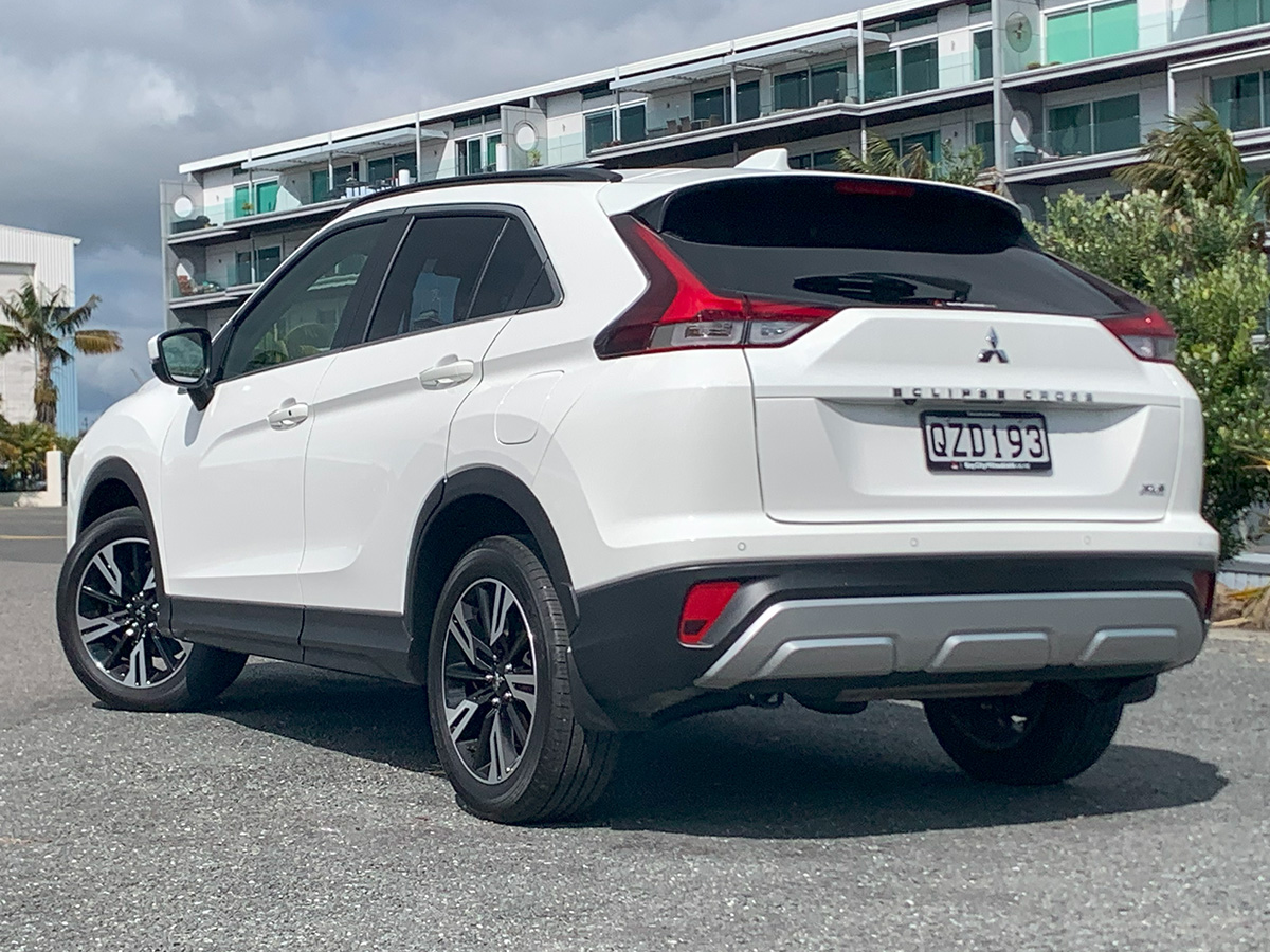 2025 Mitsubishi Eclipse Cross XLS 2WD