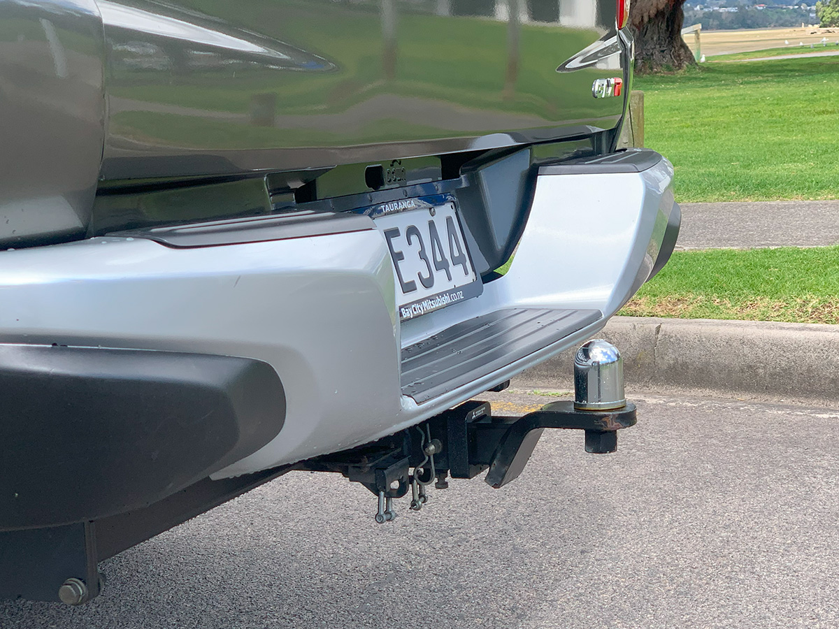 2017 Mitsubishi Triton GLXR 2.4L 2WD Diesel Turbo 6 Speed Manual