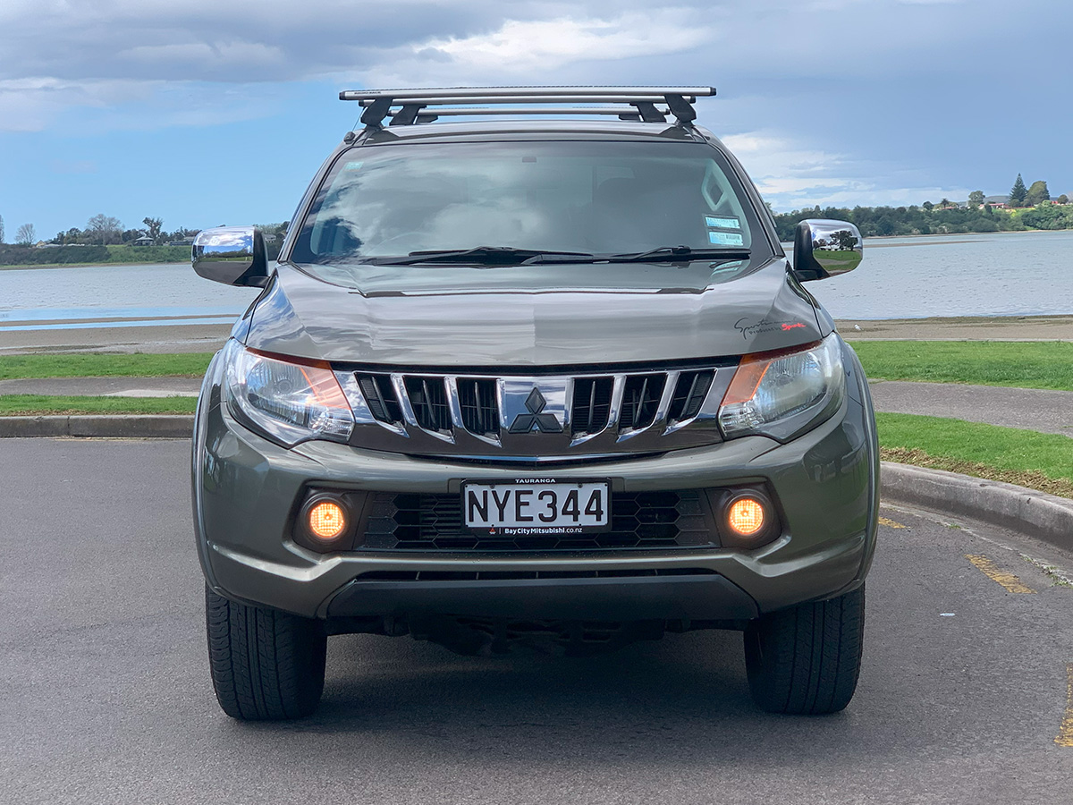 2017 Mitsubishi Triton GLXR 2.4L 2WD Diesel Turbo 6 Speed Manual
