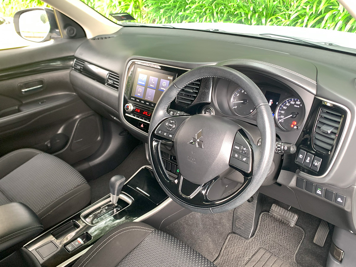 2020 Mitsubishi Outlander LS 2.4L Petrol 7 Seater Automatic