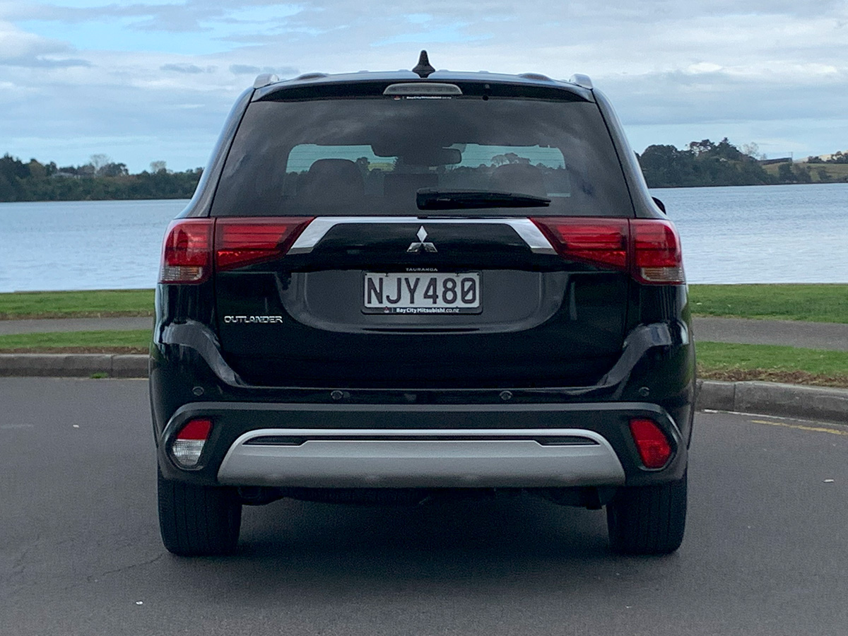 2021 Mitsubishi Outlander LS 2.4L Petrol 7 Seater Automatic