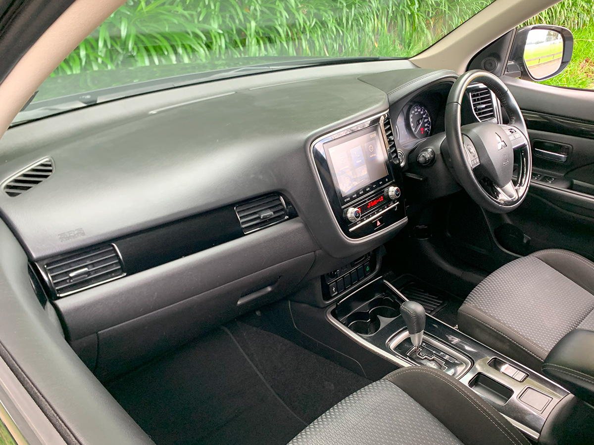 2021 Mitsubishi Outlander LS 2.4L Petrol 7 Seater Automatic