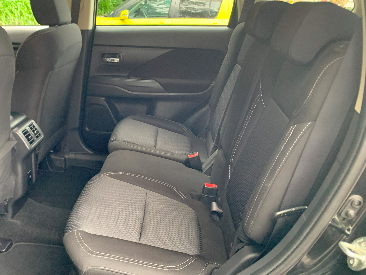 2021 Mitsubishi Outlander LS 2.4L Petrol 7 Seater Automatic