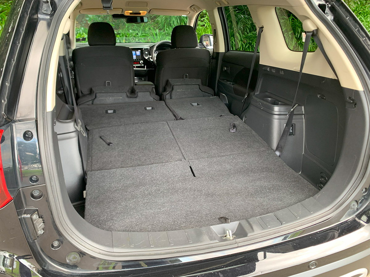 2021 Mitsubishi Outlander LS 2.4L Petrol 7 Seater Automatic