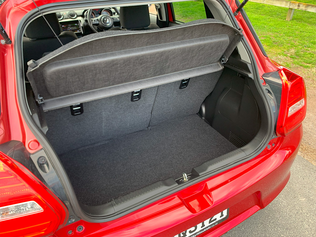 2022 Suzuki Swift GL 1.2L Petrol