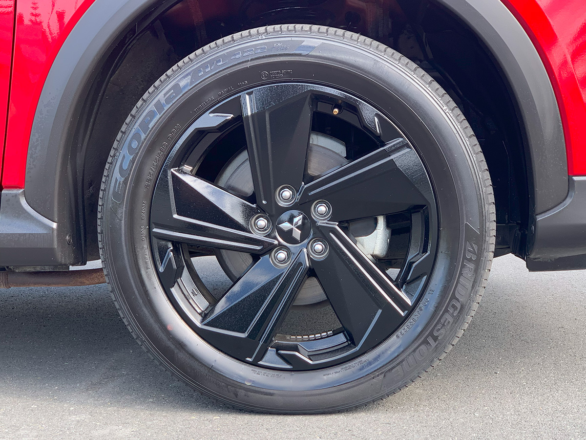 2023 Mitsubishi Eclipse Cross PHEV Sport