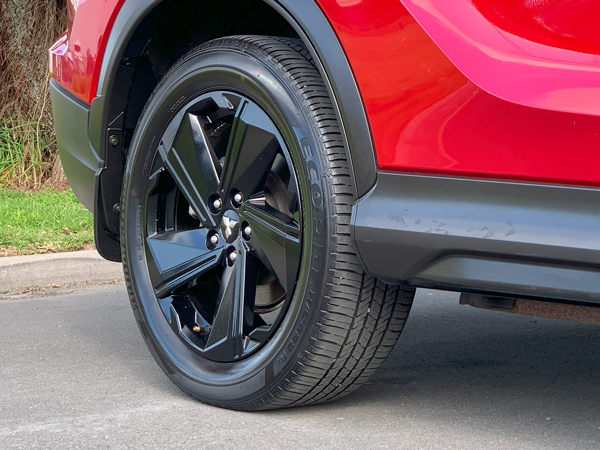 2023 Mitsubishi Eclipse Cross PHEV Sport