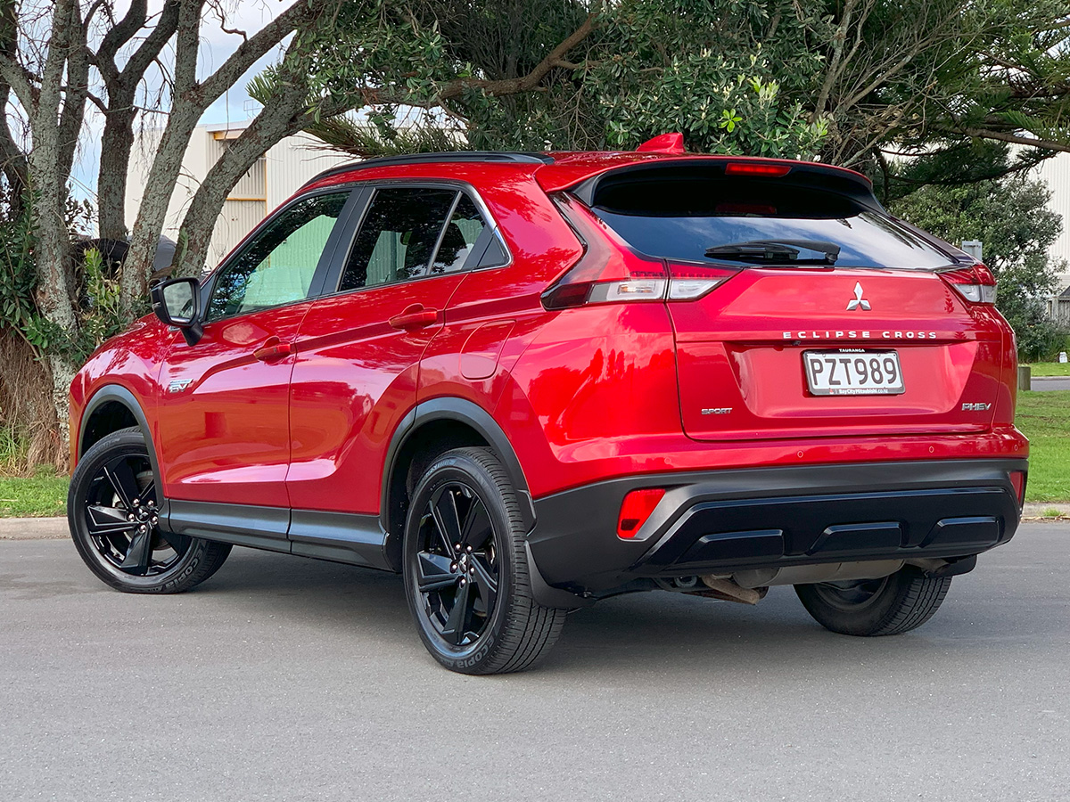 2023 Mitsubishi Eclipse Cross PHEV Sport