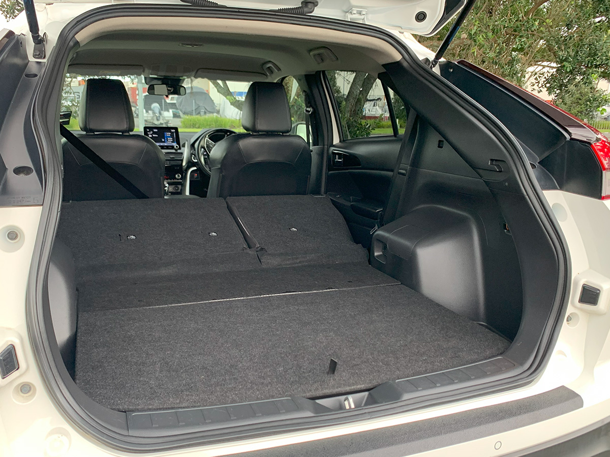 2023 Mitsubishi Eclipse Cross XLS PHEV HYBRID 4WD