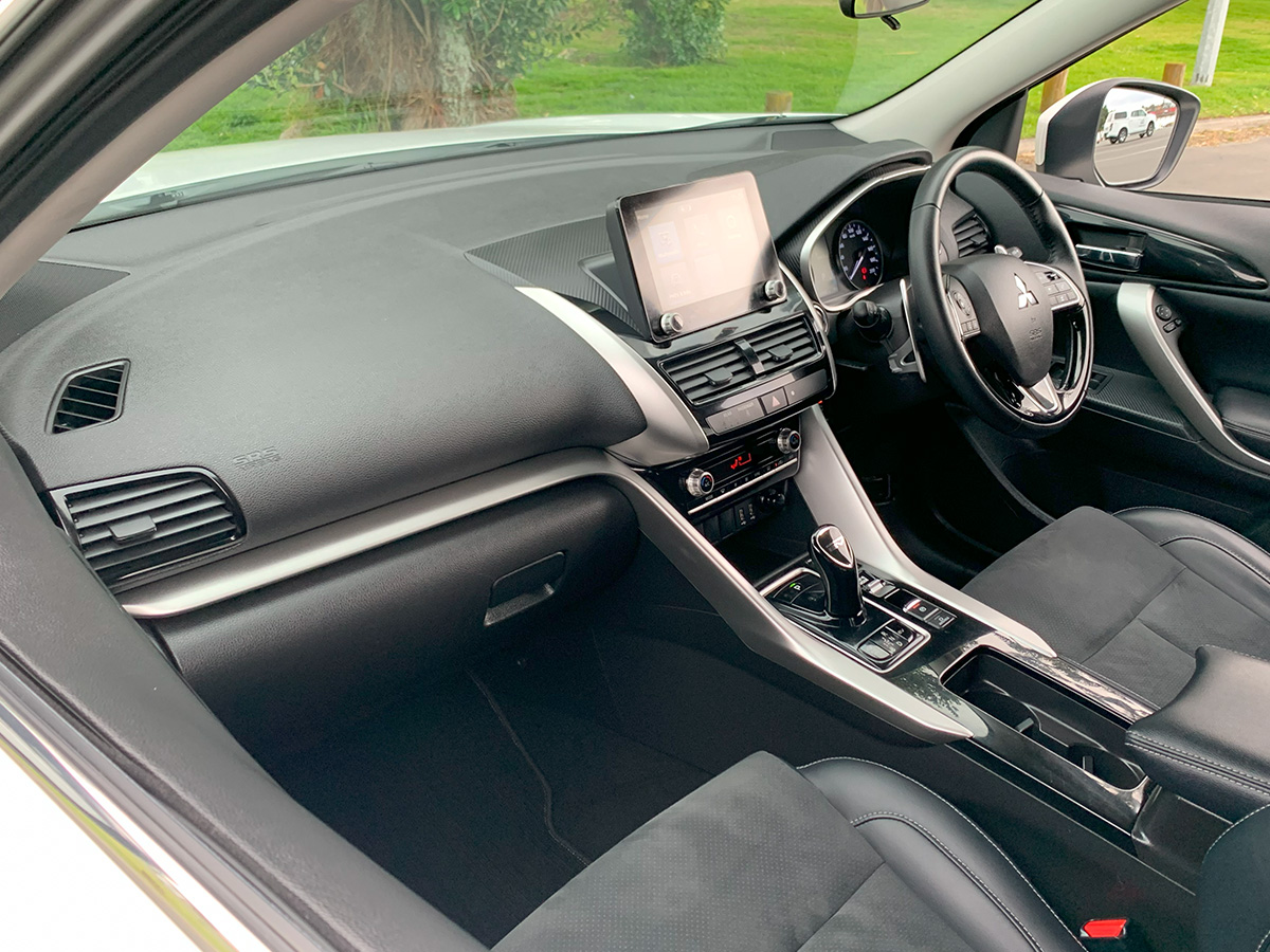 2023 Mitsubishi Eclipse Cross XLS PHEV HYBRID 4WD