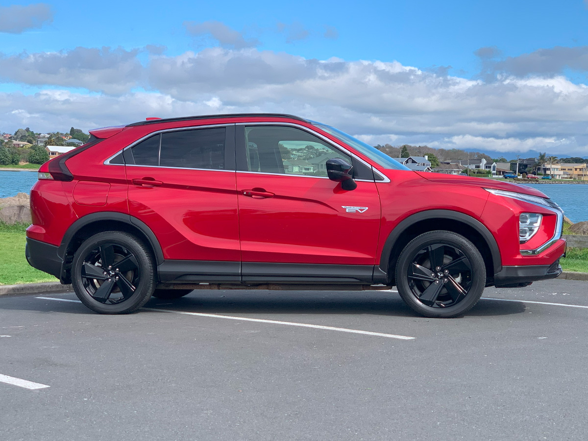 2023 Mitsubishi Eclipse Cross PHEV Sport