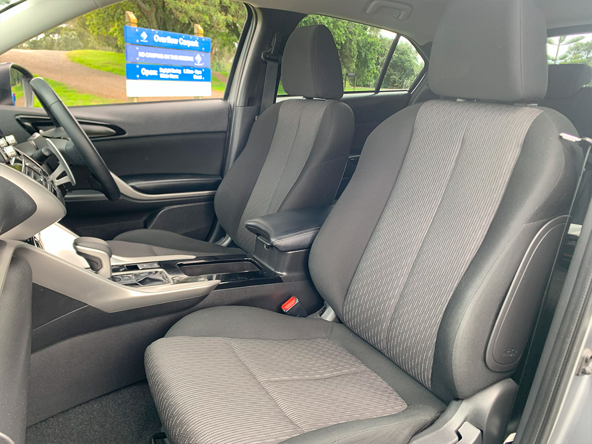 2023 Mitsubishi Eclipse Cross XLS 2WD