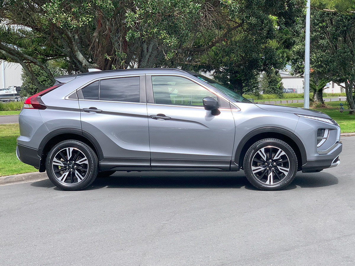 2023 Mitsubishi Eclipse Cross XLS 2WD