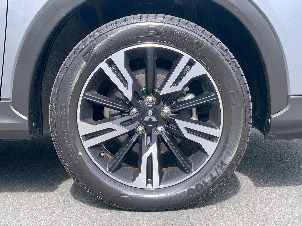 2023 Mitsubishi Eclipse Cross XLS 2WD