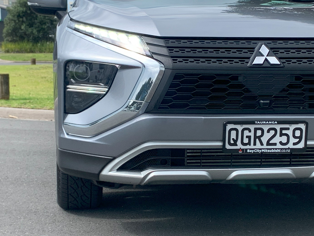 2023 Mitsubishi Eclipse Cross XLS 2WD