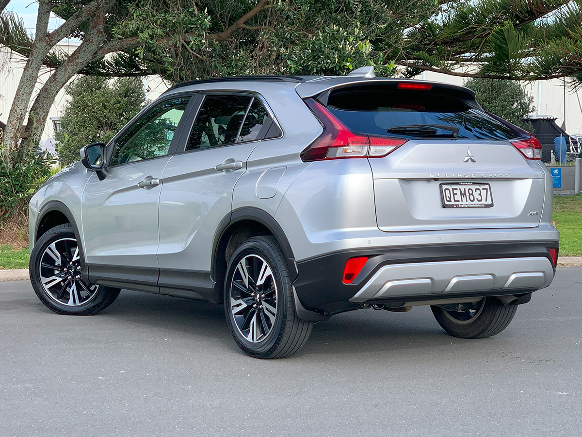 2023 Mitsubishi Eclipse Cross XLS 2WD