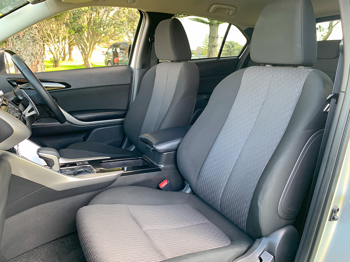 2023 Mitsubishi Eclipse Cross XLS 2WD